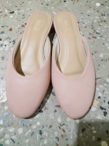 INC.5 Pink Slip-On Flats