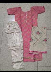Elegant Pink Kurta Set with Dupatta