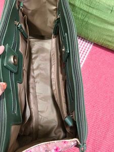 Stylish Green Handbag