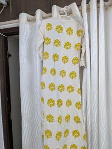Kurta with Floral and Stripe Print