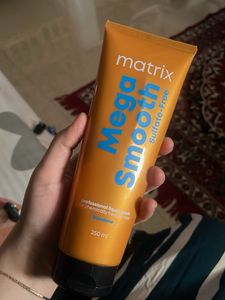 Matrix Mega Smooth Hair Mask