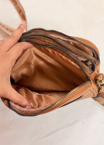 Esbeda Quilted Crossbody Bag