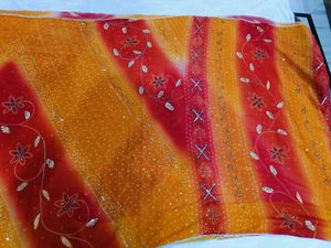 🇳🇿💫🎀Exquisite Ombre Saree with Embellishments