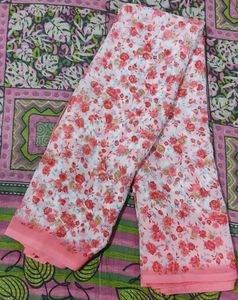 ✨Floral print Saree✨