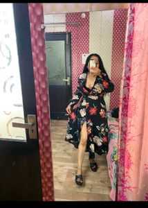 Chic Floral Wrap Midi Dress