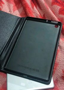 Cracked Screen Tablet but fully working