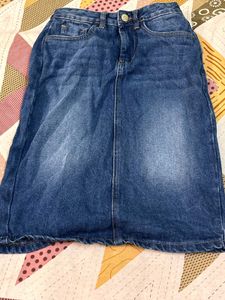 Y2K Classic Denim Midi Skirt
