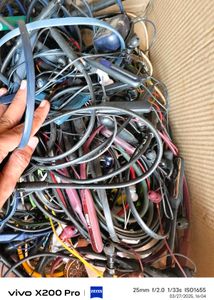 100+ Mix Brand Neckbands Not Working Scrap