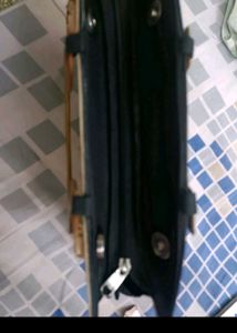 Stylish Multicolour Handbag In Medium Size