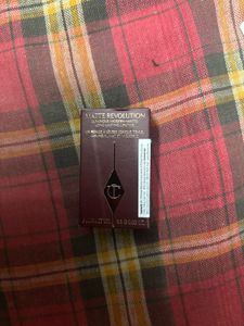 Charlotte Tilbury Magic Cream &amp; Lipstick