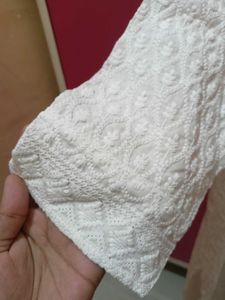 white chikankari kurti