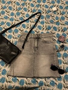 Stylish Grey Denim Mini Skirt