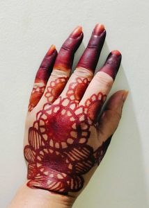 HENNA MEHNDI