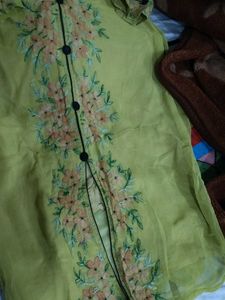 Floral Embroidered Kurti