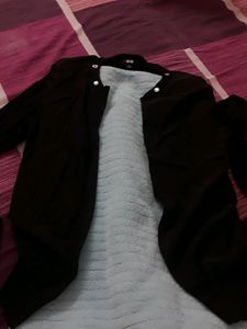 Black Shrug Bust Size 24 To 26