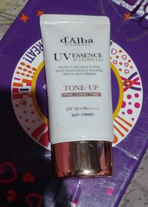 d'Alba UV Essence Waterfull Sun Cream SPF 50+