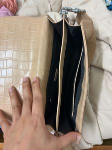 NA-KD Compartment Crossbody Bag