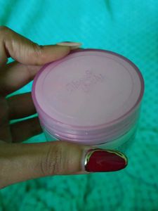 Glow &amp; Lovely Ultralight Gel Cream