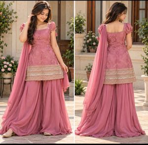 Elegant Pink Kurta Set