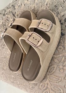 Stylish Beige Buckle Sandals