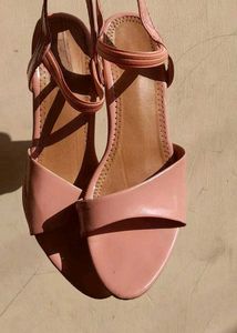 Chic Pink Block Heel Sandals
