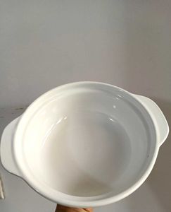 White Ceramic Casserole Dish with Glass L