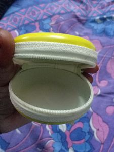 metal round pouch