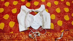 Heavy Lehnga With Backless Blouse And Dupatta.