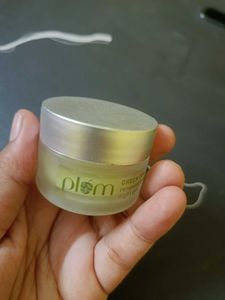 Minimalist Skincare Products Bundle