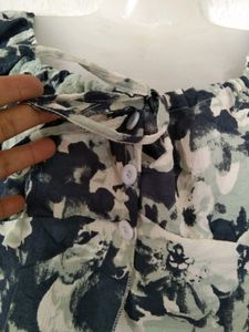 offer sale 🎊 Chic Floral Print Puff Sleeve Top
