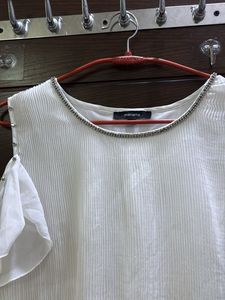 Elegant White Cold Shoulder Top