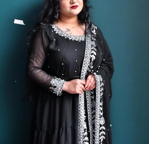 Black Gown With Dupatta And Pant