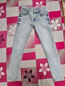 UNISEX Light  Acid Wash Denim Je