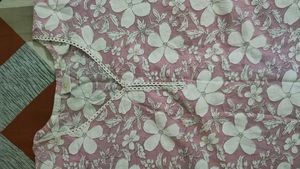 🩷 Floral Kurta Top