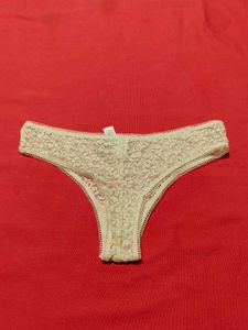 Women's Ivory Floral Lace Thong Brief M