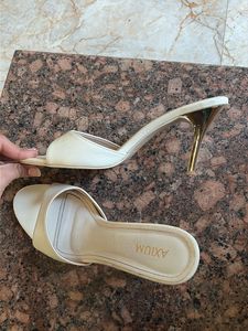 AXIUM Cream Heeled Mules