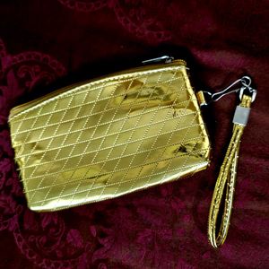Elegant Gold Clutch!