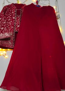 Elegant Red Embroidered Kurta Set