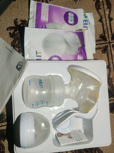 Philips Avent Manual Breast Pump 2020 model