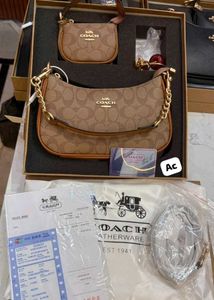 Coach Signature Shoulder Bag Set