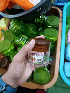 20 pieces kitchen storage plastic containers.