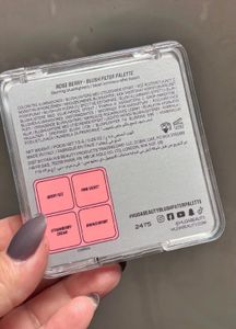 Huda Beauty Cheek Palette