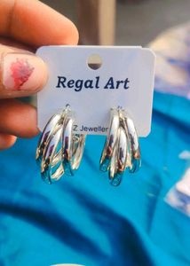Triple Round Shape Golden / Silver  Korean Studs