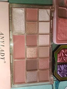 Neutral &amp; Pink Eyeshadow Palettes