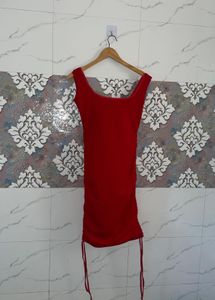 Chic Red Ruched Bodycon Dress