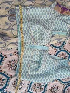 Beautiful Floral Print Saree with Blouse