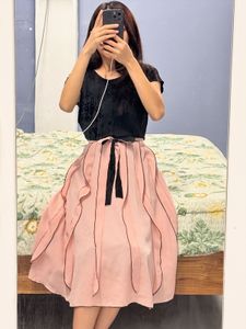 Stylish Pink Midi Skirt