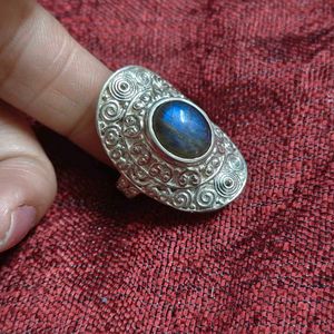 Chunky Labradorite Ring