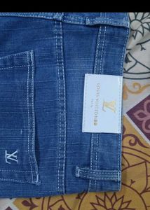 New classic bellbottom , jeans style trendi