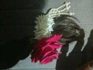 Floral Hair Accessory with Pearls